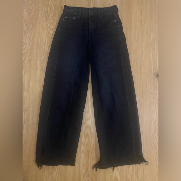 American Eagle Dreamy Drape Stretch Low-Rise Baggy Wide-Leg Jean - Picture 3 of 5